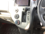 TOYOTA Ractis 8/20